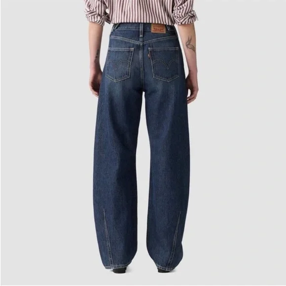 NWT Levi’s Cinch Barrel Jeans - Picture 3 of 16